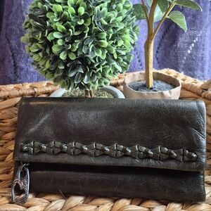 Vintage Brighton Olive Green Leather Magnetic Snap Trifold Wallet w/woven detail